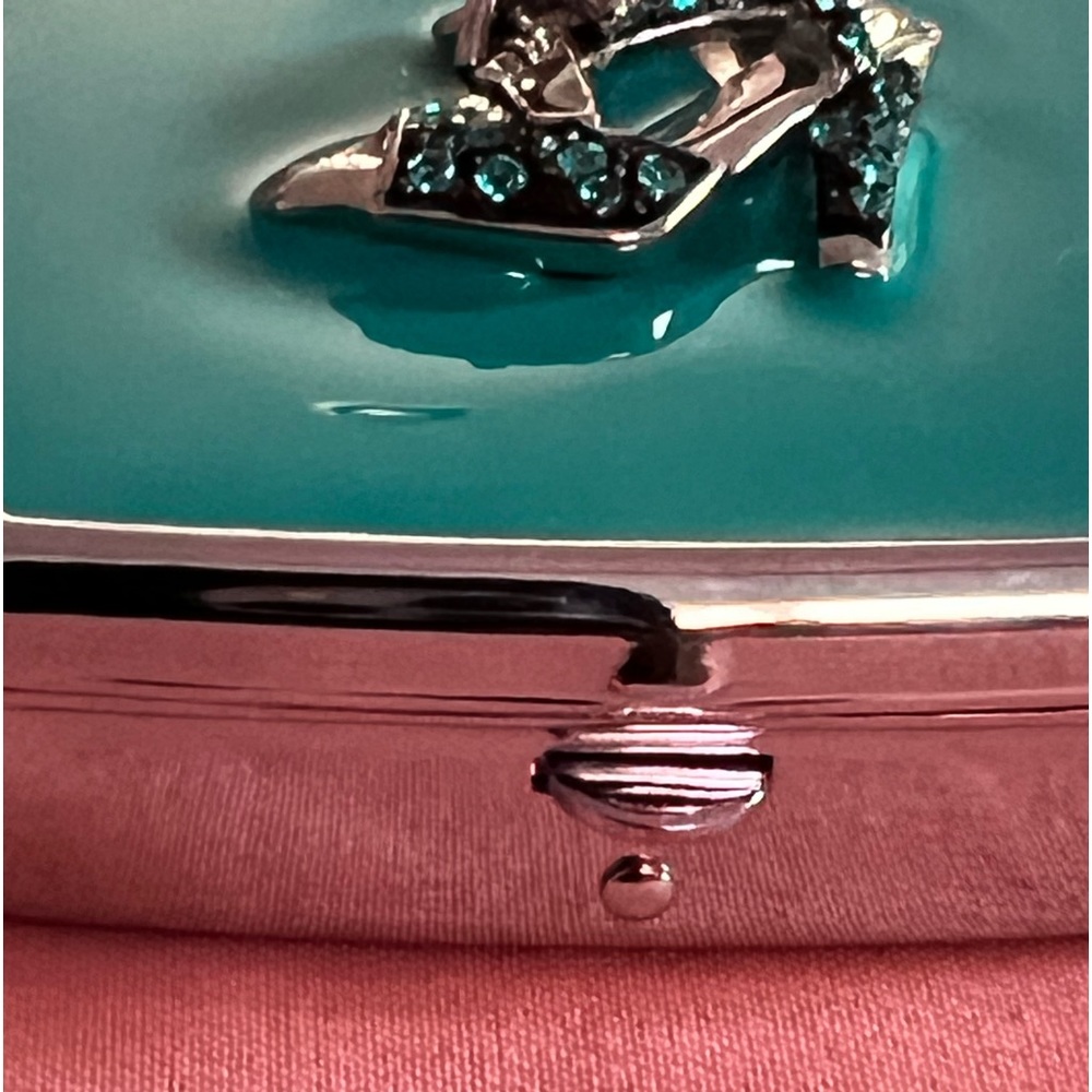 Decorative Pill Case/Box - Picture 5 of 11